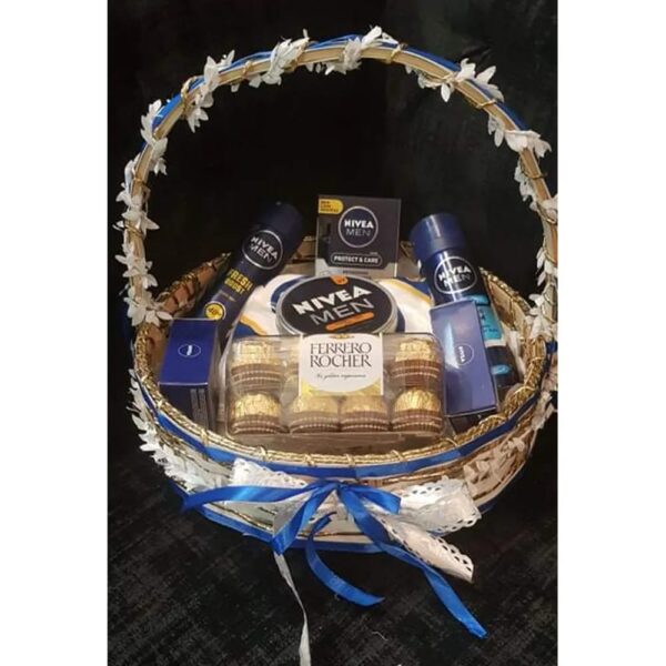 Nivea Men Care & Chocolate Hamper