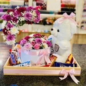 Teddy Love & Roses Hamper