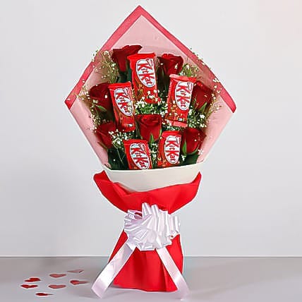 Roses with KitKat Surprise